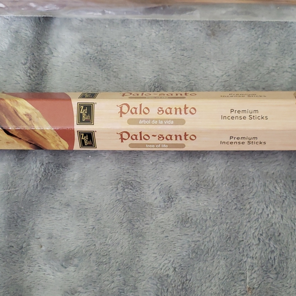 NIB- Soothing Palo Santo incense (20 ct) - Picture 1 of 2